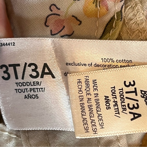 Oshkosh B’gosh Pink & Orange Floral Vestbak Shorts Overalls Sz 3T Cottage Core - Picture 8 of 13